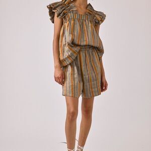 Inclan Studio Knoll Top